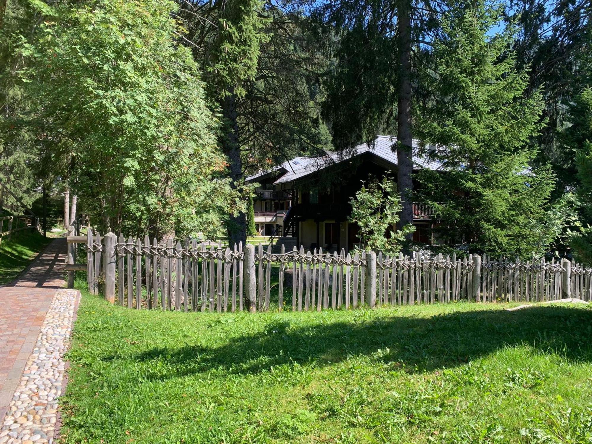 Spinale Casa In Centro, Arrivi Con Gli Sci! Sanificazione A Vapore Мадонна-ді-Кампільйо Екстер'єр фото